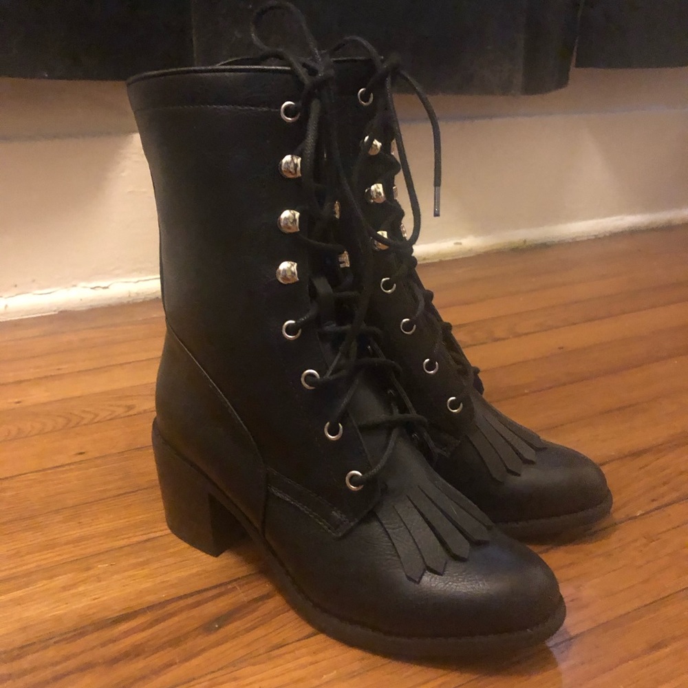 Current Mood Lace up Boots